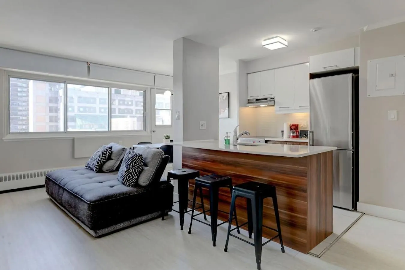 Cool 1-Bedroom Apartment Zm2 Montreal