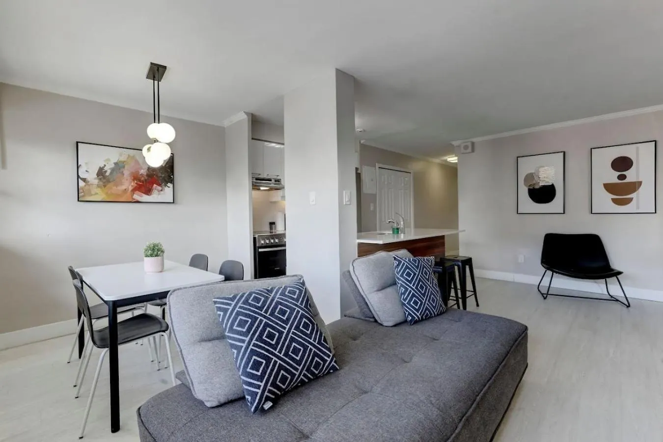 Cool 1-Bedroom Apartment Zm2 Montreal 0*,